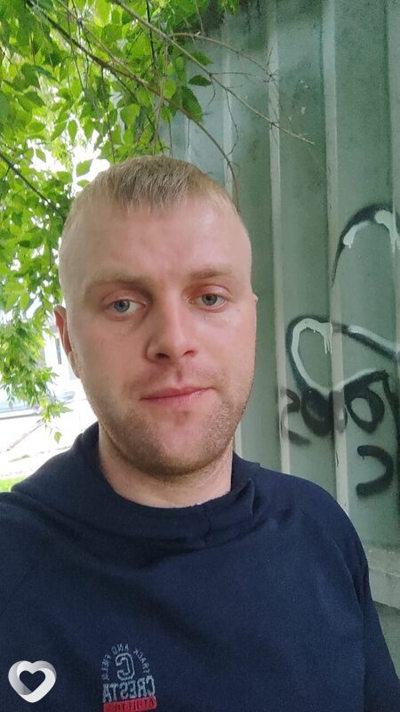 Гарик, 27, Омске — анкета №3218678