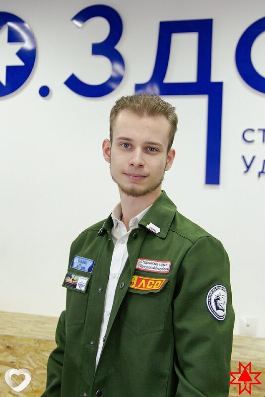 Александр, 22, Ижевске — анкета №3221735