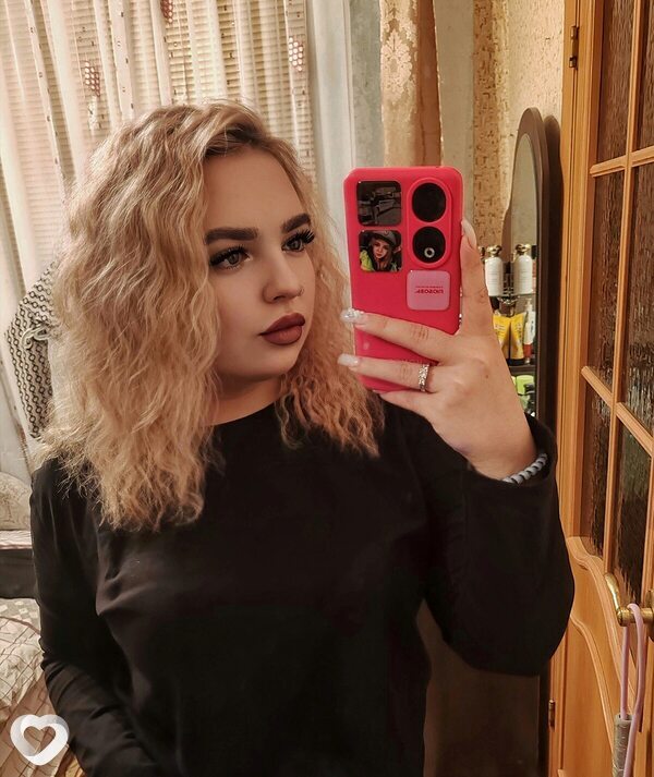 Полина, 23, Омске — анкета №3223287