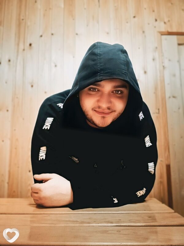 Артём, 29, Красном Луче — анкета №3223566