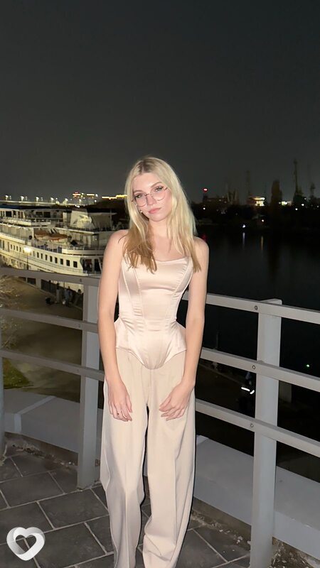 Елизавета, 20, Ростове-на-Дону — анкета №3223608
