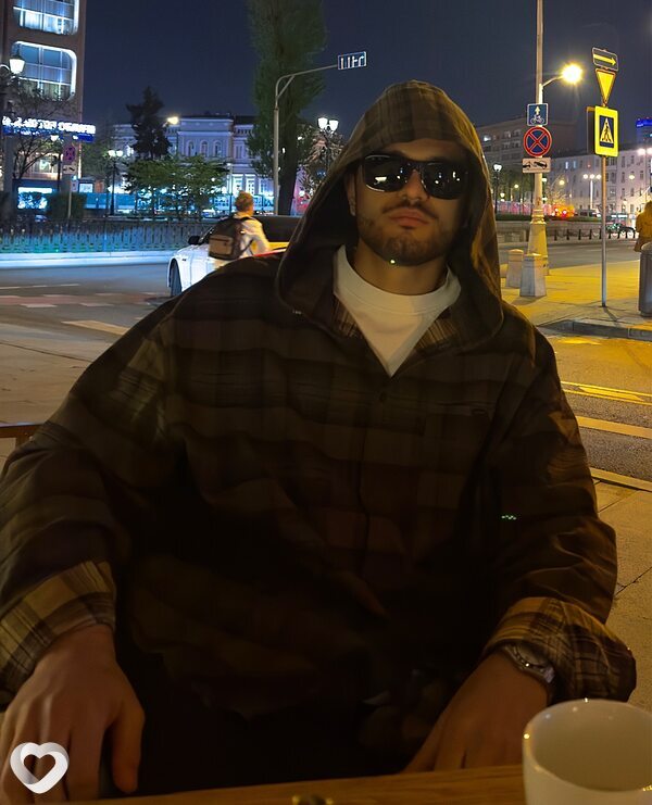 Артем, 26, Москве — анкета №3224298