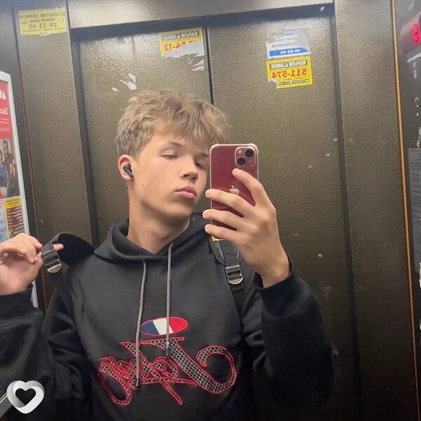 Владимир, 19, Рязани — анкета №3224165