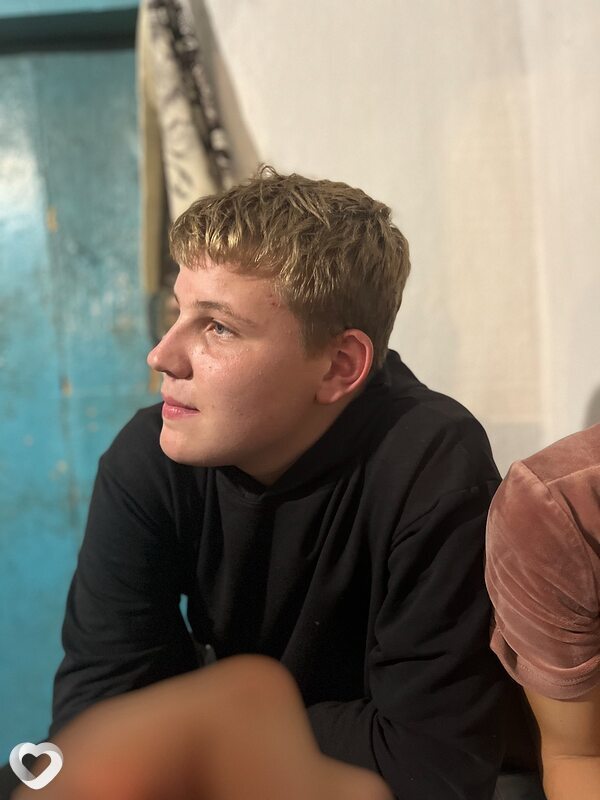 Костя, 18, Волновахе — анкета №3224210
