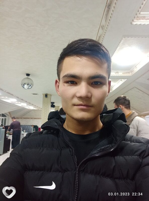 Жора, 23, Екатеринбурге — анкета №3225181