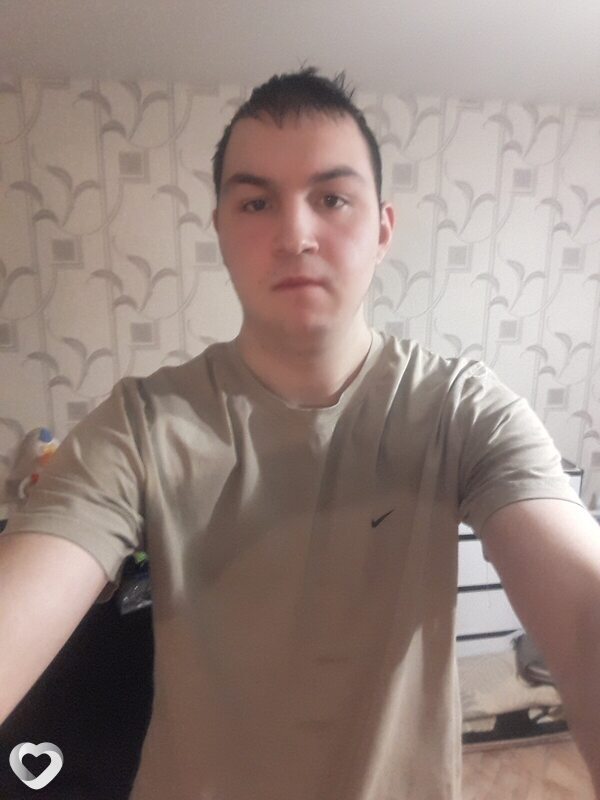 Вова, 21, Гомеле — анкета №3224858