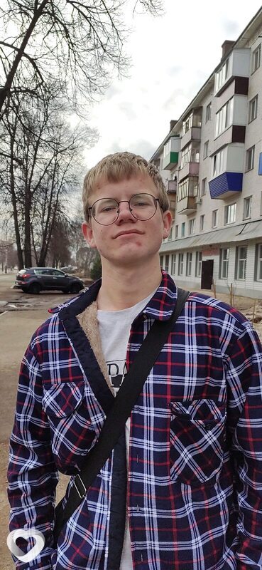 Алекс, 18, Ишимбае — анкета №3225388