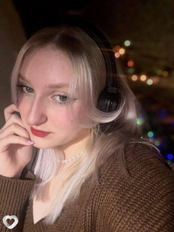 Алина, 20, Ростове-на-Дону — анкета №3225473