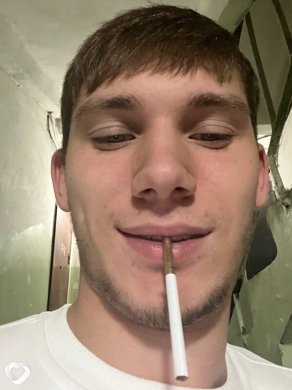 Денис, 20, Елабуге — анкета №3225555