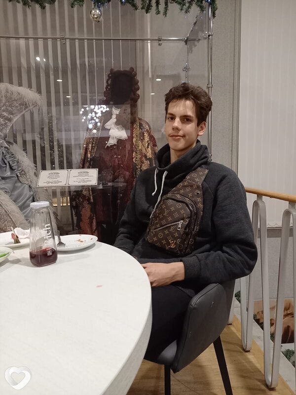 Дмитрий, 19, Санкт-Петербурге — анкета №3226030