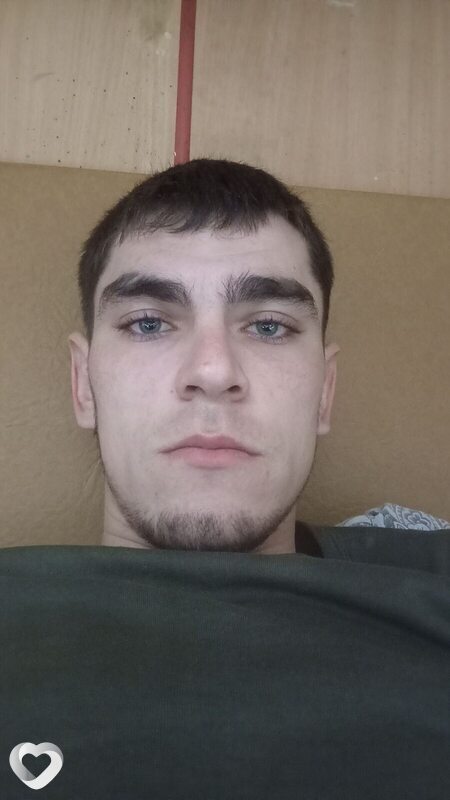 Анатолий, 23, Благовещенске — анкета №3226813