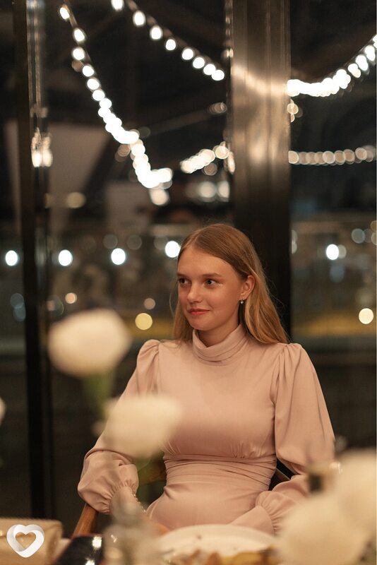 Диана, 20, Великом Новгороде — анкета №3227135