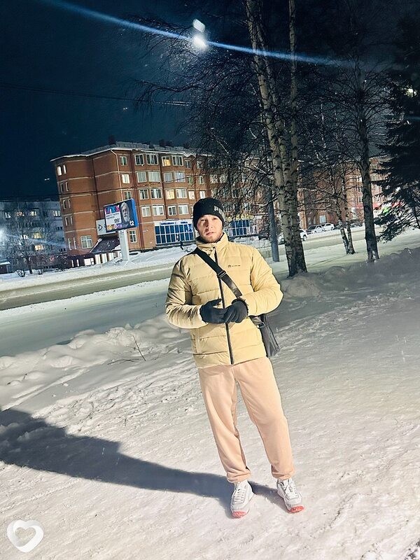 Евгений, 32, Юрге — анкета №3228891