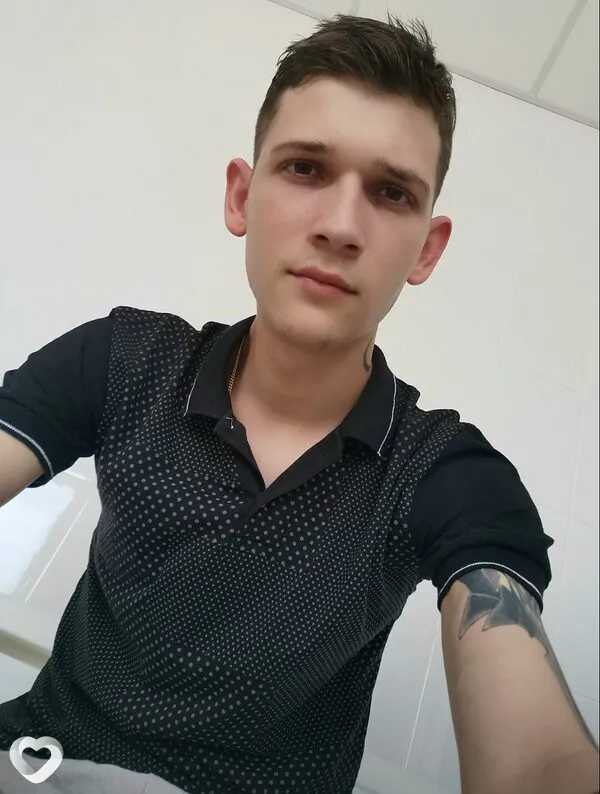 Влад, 26, Барнауле — анкета №3228955