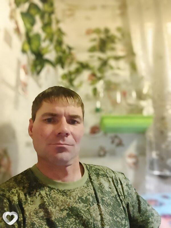 Александр, 42, Змеиногорске — анкета №3230257