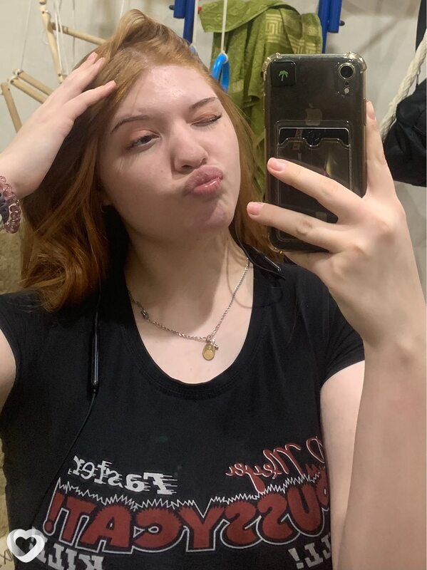 Ангелина, 18, Нижневартовске — анкета №3230901