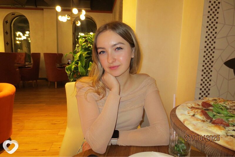 Арина, 22, Москве — анкета №3230846