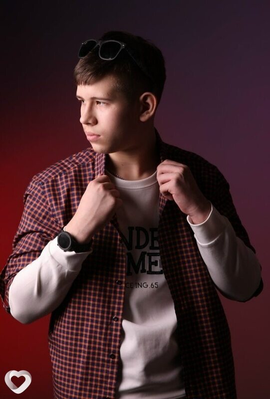 Никита, 20, Екатеринбурге — анкета №3231065