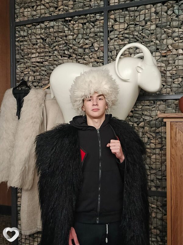 Александр, 20, Москве — анкета №3231298
