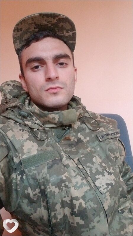 Yura, 26, Киеве — анкета №3232179