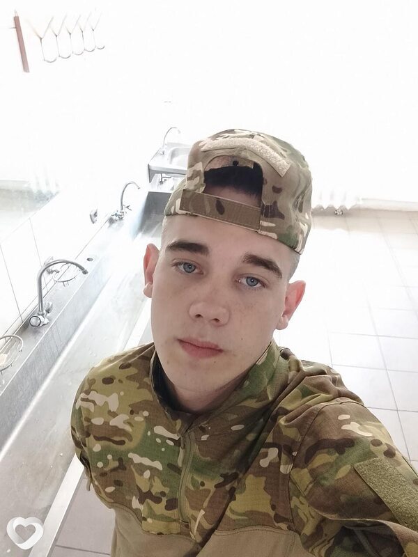 Александр, 20, Ростове-на-Дону — анкета №3233244