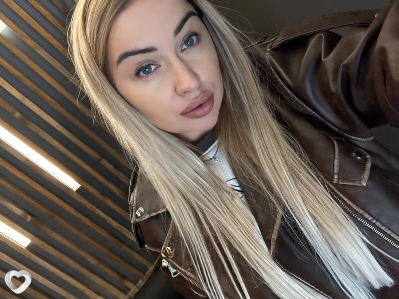 Катя, 29, Донецке — анкета №3233295