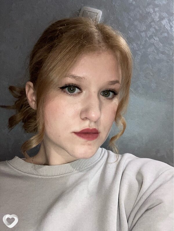 Анна, 21, Самаре — анкета №3234101