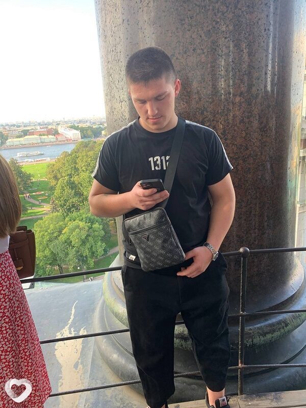 Илья, 21, Санкт-Петербурге — анкета №3234308