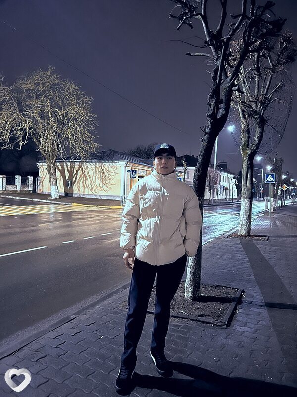 Хамидуллох, 21, Несвиже — анкета №3235785