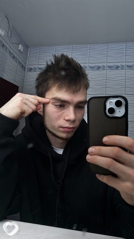 Максим, 23, Великом Устюге — анкета №3235972