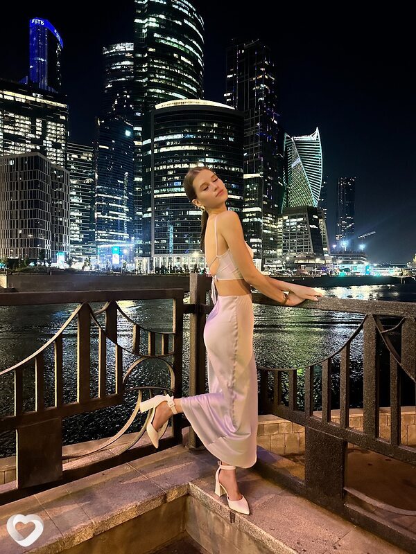 Софья, 21, Москве — анкета №3235899