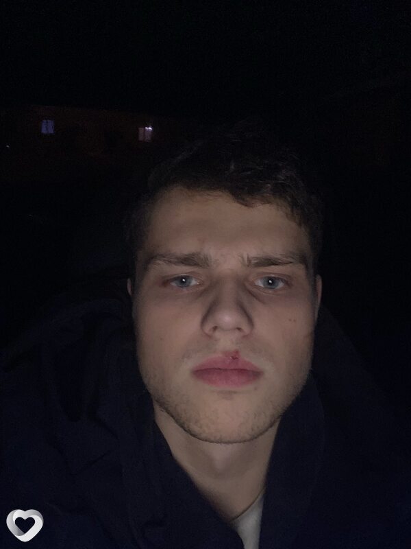 Александр, 20, Екатеринбурге — анкета №3235946