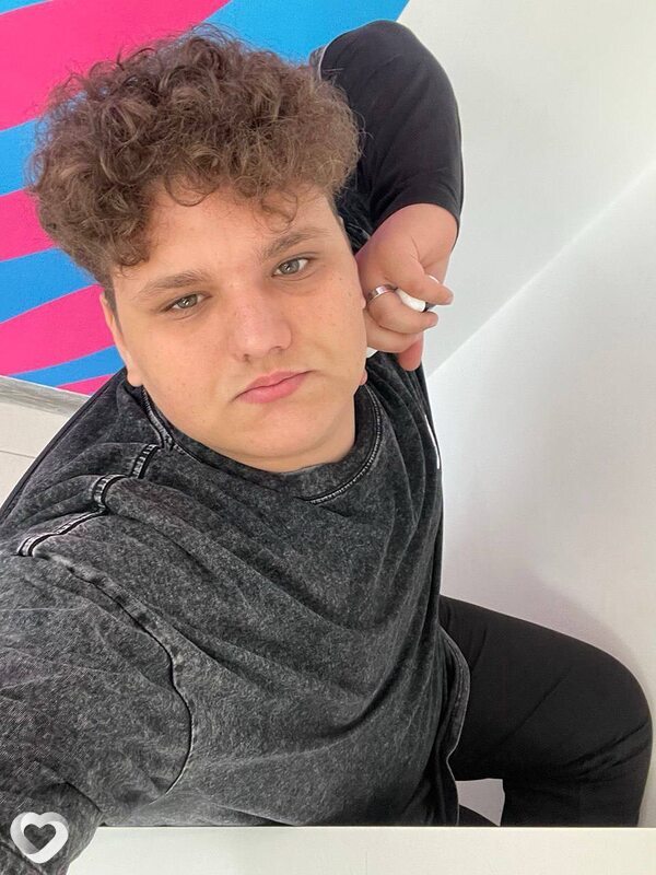 Михаил, 18, Воронеже — анкета №3236344