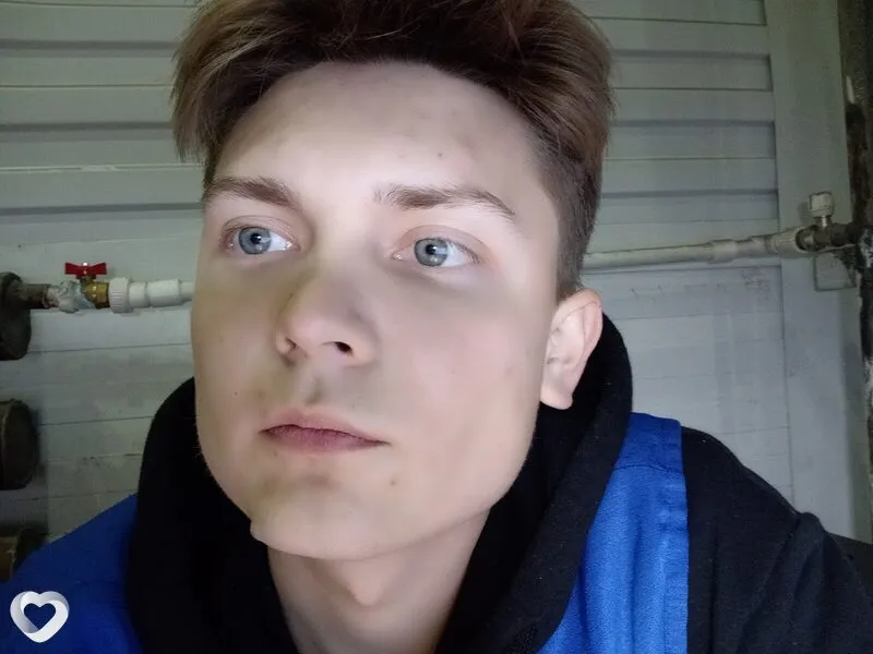 Владимир, 26, Новоалтайске — анкета №3237293