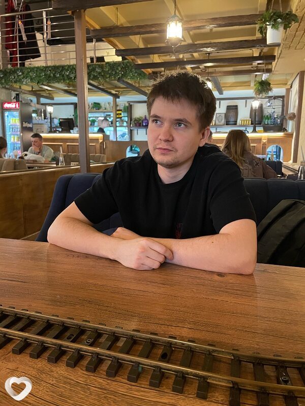 Илья, 27, Москве — анкета №3237317