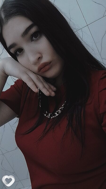 Юлия, 23, Осинниках — анкета №3237255
