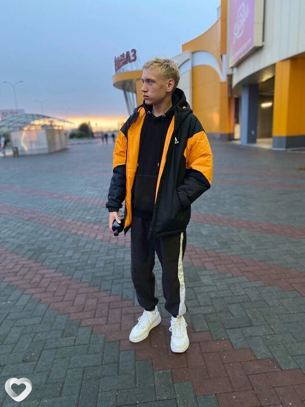 Андрей, 21, Челябинске — анкета №3237461