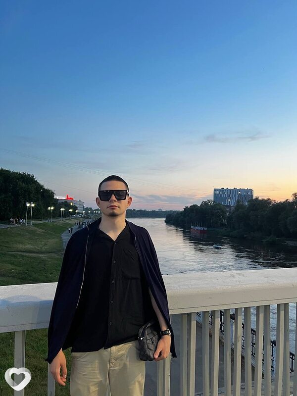 Максим, 21, Омске — анкета №3239388