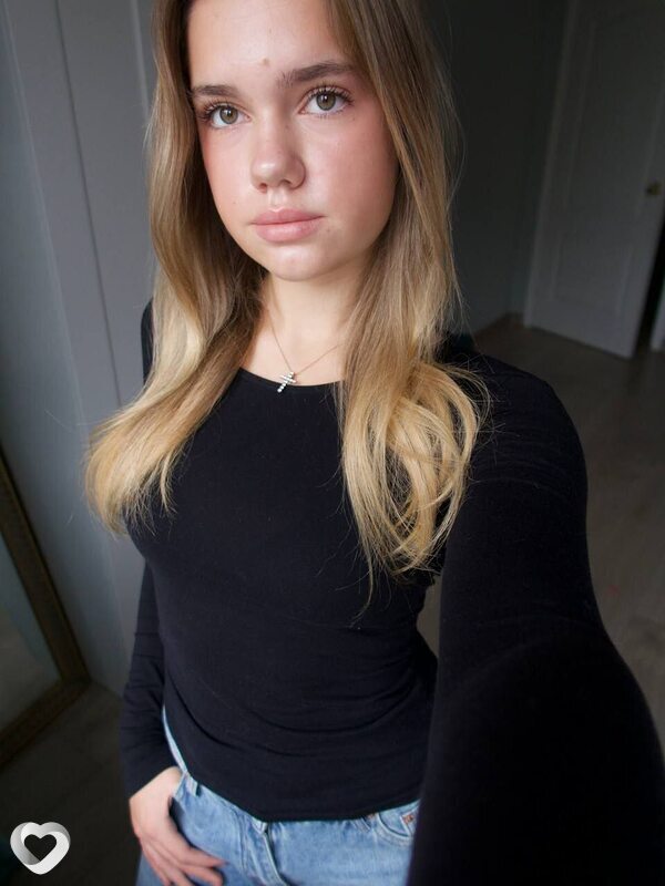 Соня, 25, Ростове-на-Дону — анкета №3239623