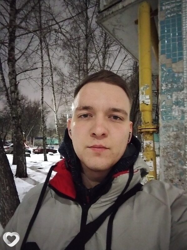 Глеб, 23, Энгельсе — анкета №3239825