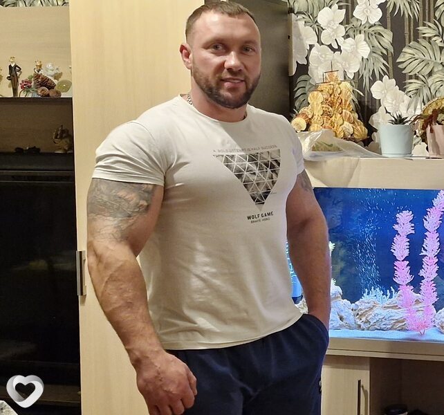 Диитрий, 38, Курчатове — анкета №3240758