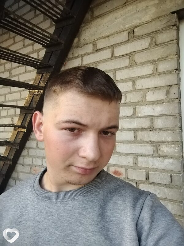 Евгений, 21, Березе — анкета №3241589