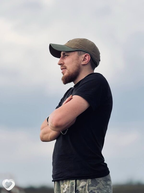 Олег, 28, Кирове — анкета №3242812
