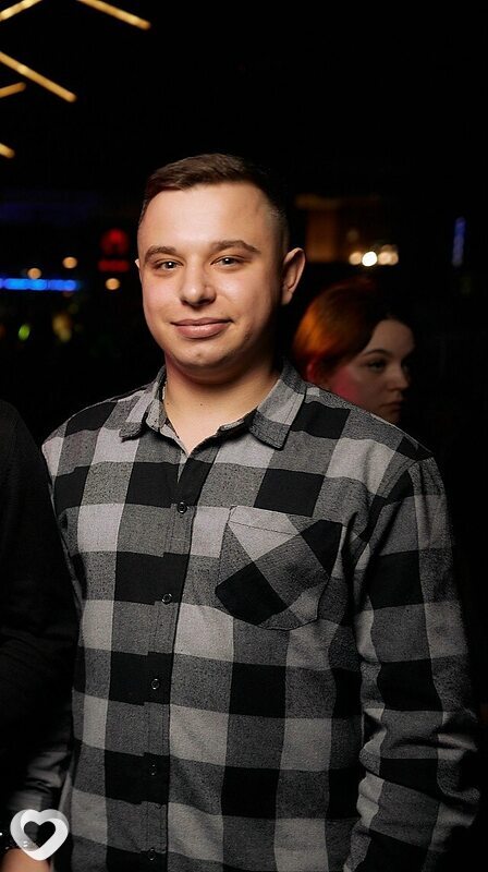 Виктор, 30, Омске — анкета №3243459