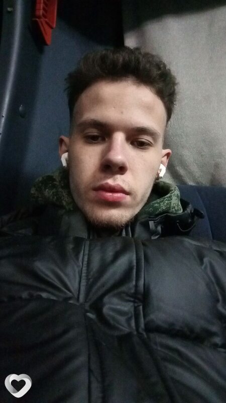 Влад, 23, Кирове — анкета №3243899