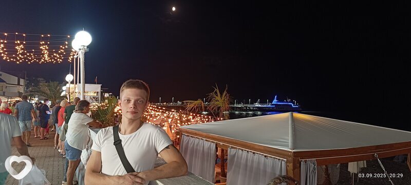 Владислав, 24, Ярославле — анкета №3244321