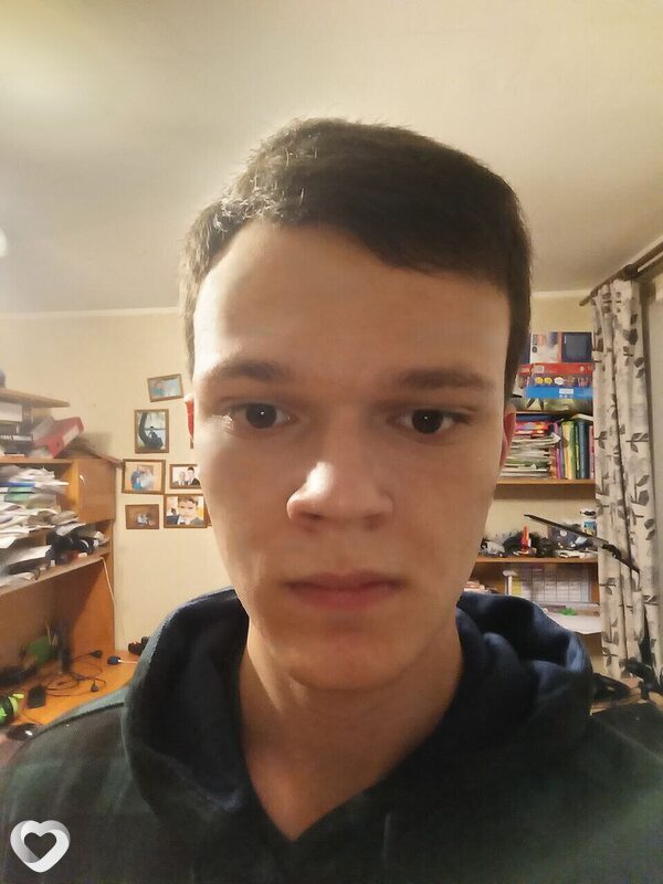 Дима, 18, Санкт-Петербурге — анкета №3243877