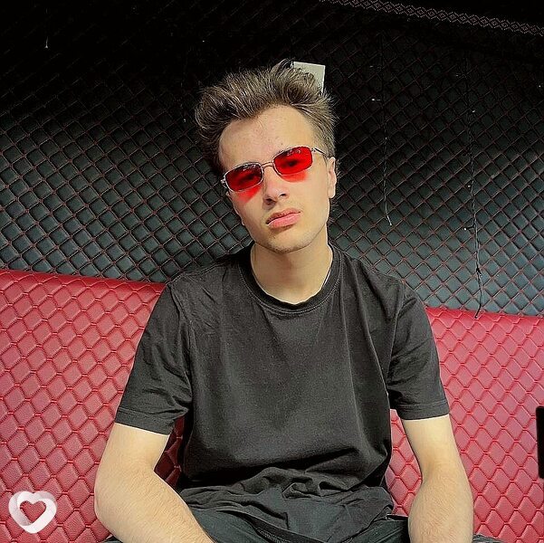 Евгений, 19, Витебске — анкета №3244451