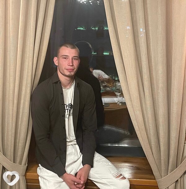 Олег, 22, Курске — анкета №3245968