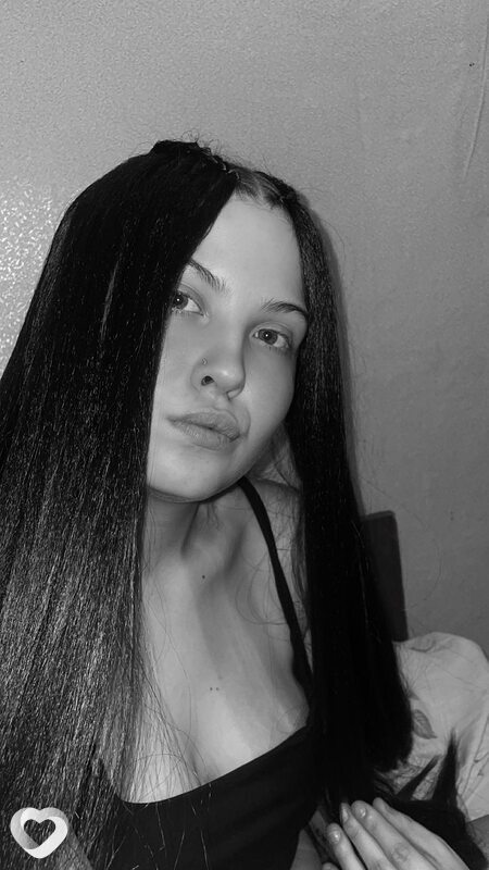 Алена, 20, Бийске — анкета №3246121
